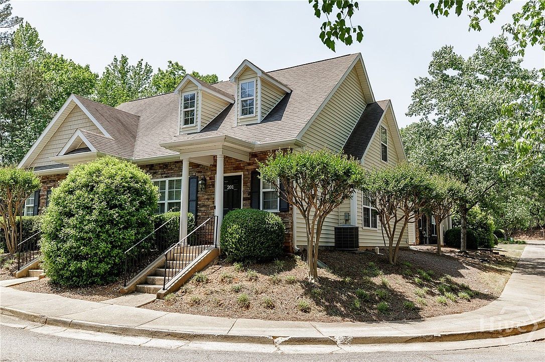 1305 Cedar Shoals Dr APT 201 Athens, GA 30605 - Thumbnail 3