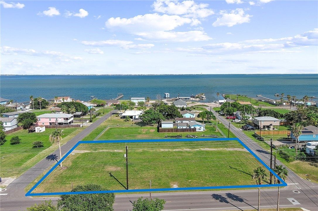 3621 Laguna Shores Rd Corpus Christi, TX 78418 - Thumbnail 3
