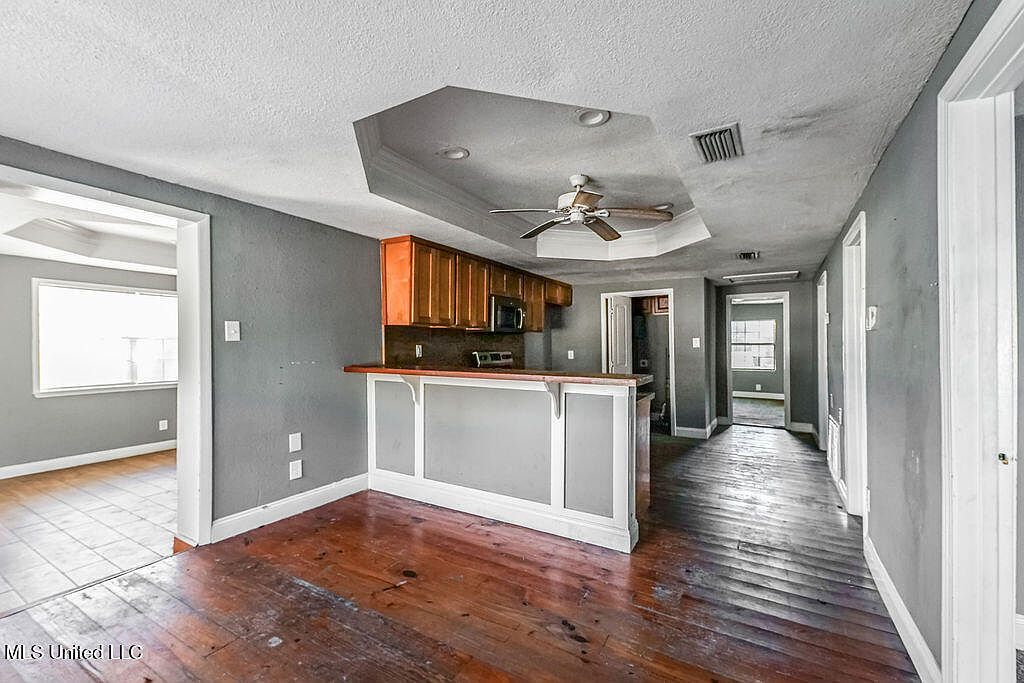 3827 Victor St Pascagoula, MS 39567 - Thumbnail 3