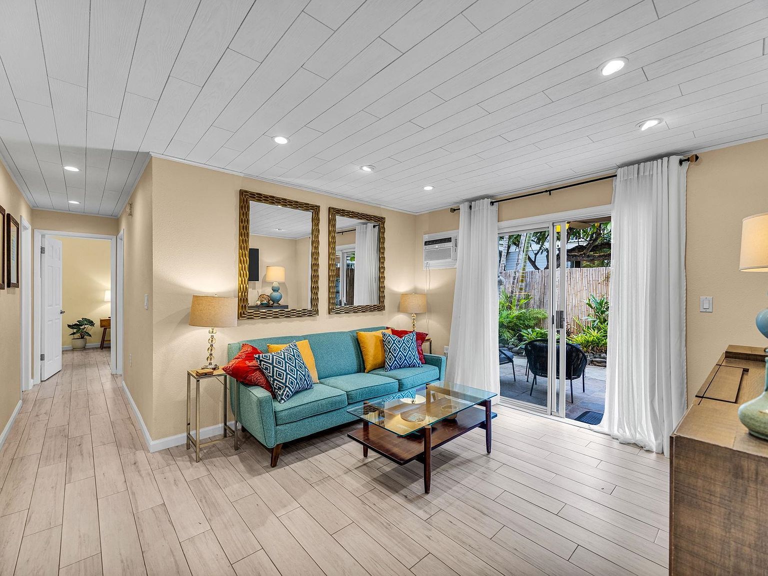 160 Keonekai Rd APT 8-103 Kihei, HI 96753 - Thumbnail 3