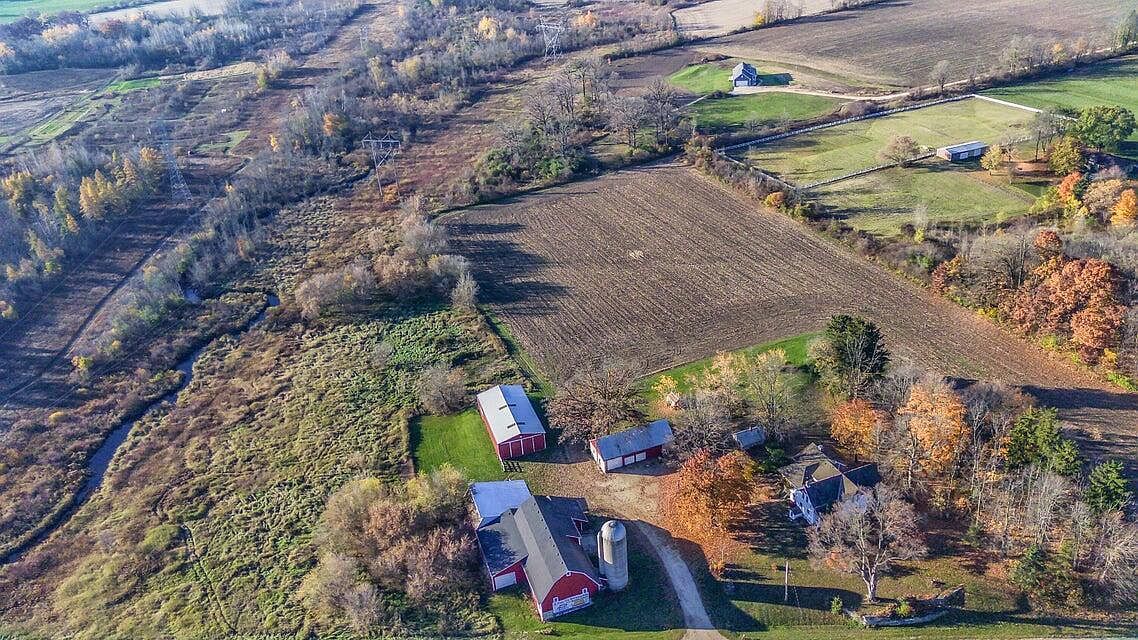 721 County Highway 723 N, Cedarburg, WI, 53012 - Thumbnail 3