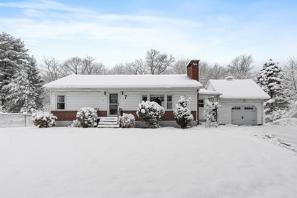 7 Lindsay Rd Billerica, MA 01821 - Thumbnail 3