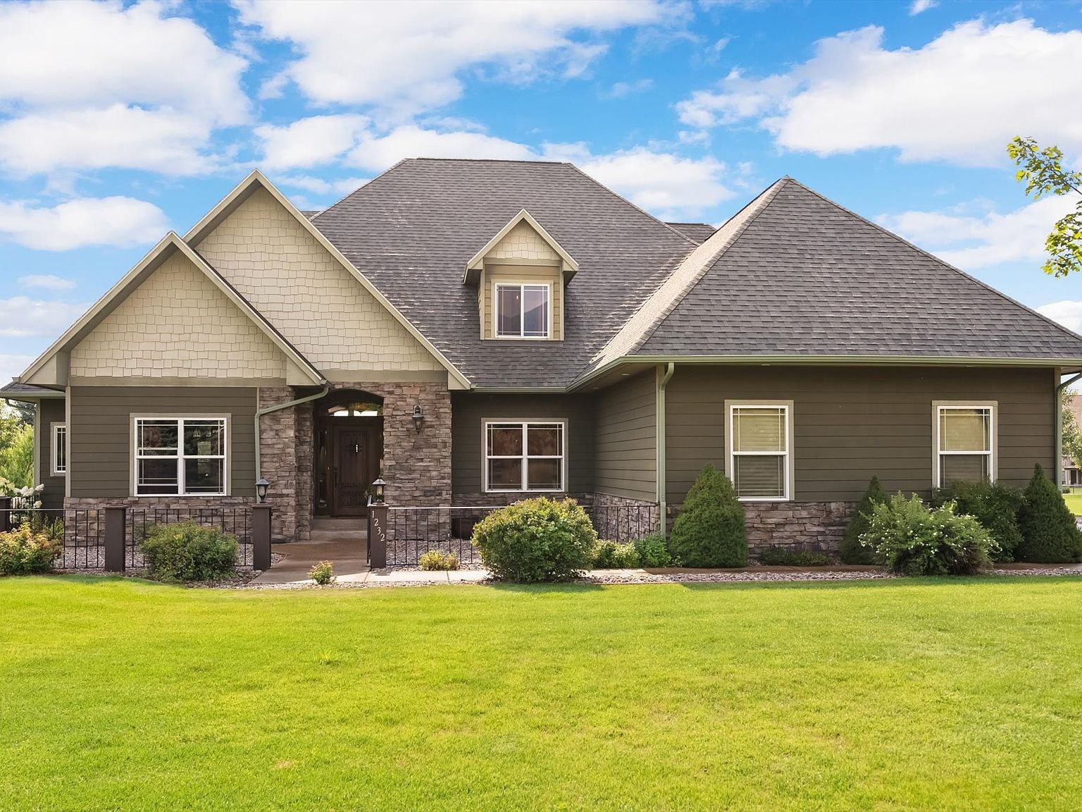 1232 Quail Ridge Dr Kalispell, MT 59901 - Thumbnail 3