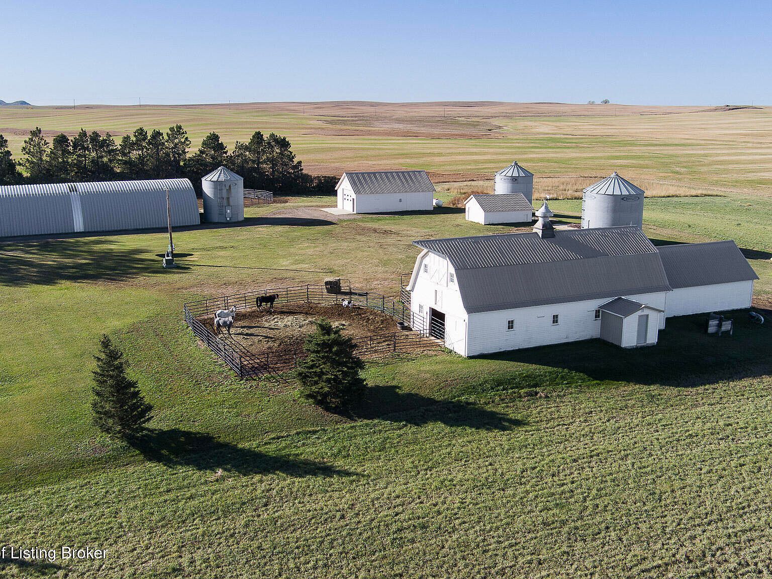 2651 110th Ave SW Dickinson, ND 58601 - Thumbnail 3