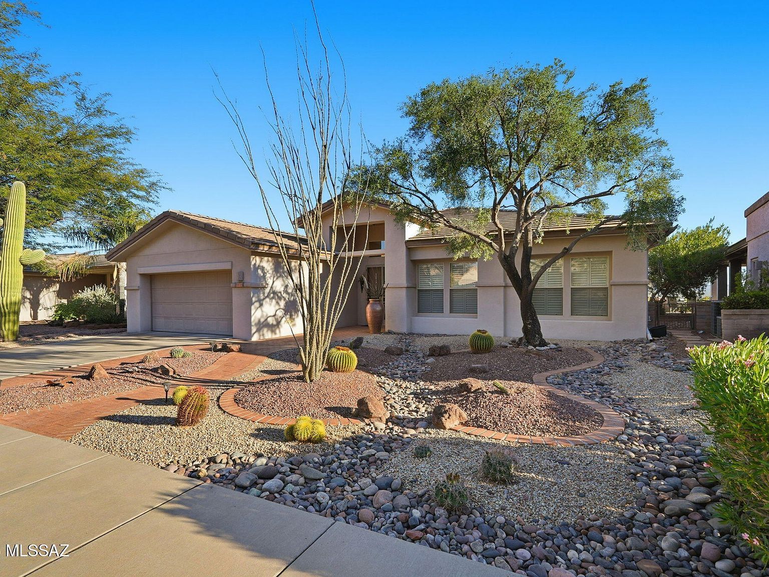 4717 S Fairfax Dr Green Valley, AZ 85622 - Thumbnail 3