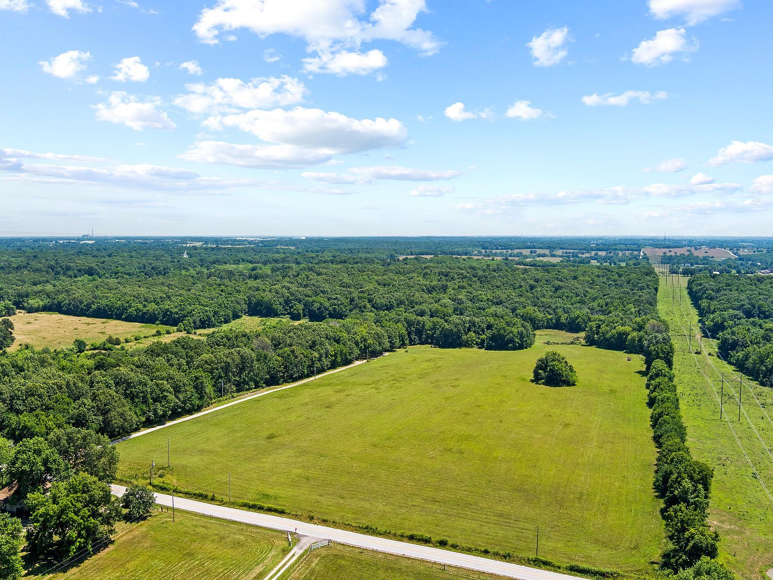 8756 W Farm Road 124 Springfield, MO 65802 - Thumbnail 3