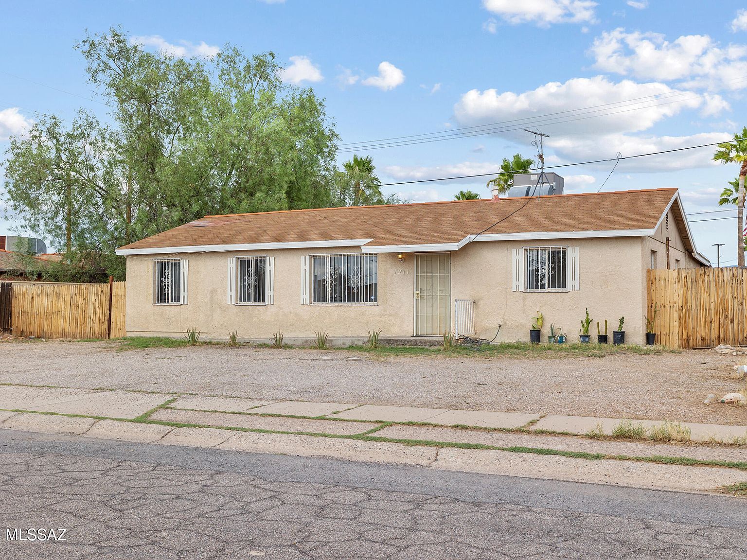 1211 S Rook Ave Tucson, AZ 85711 - Thumbnail 3