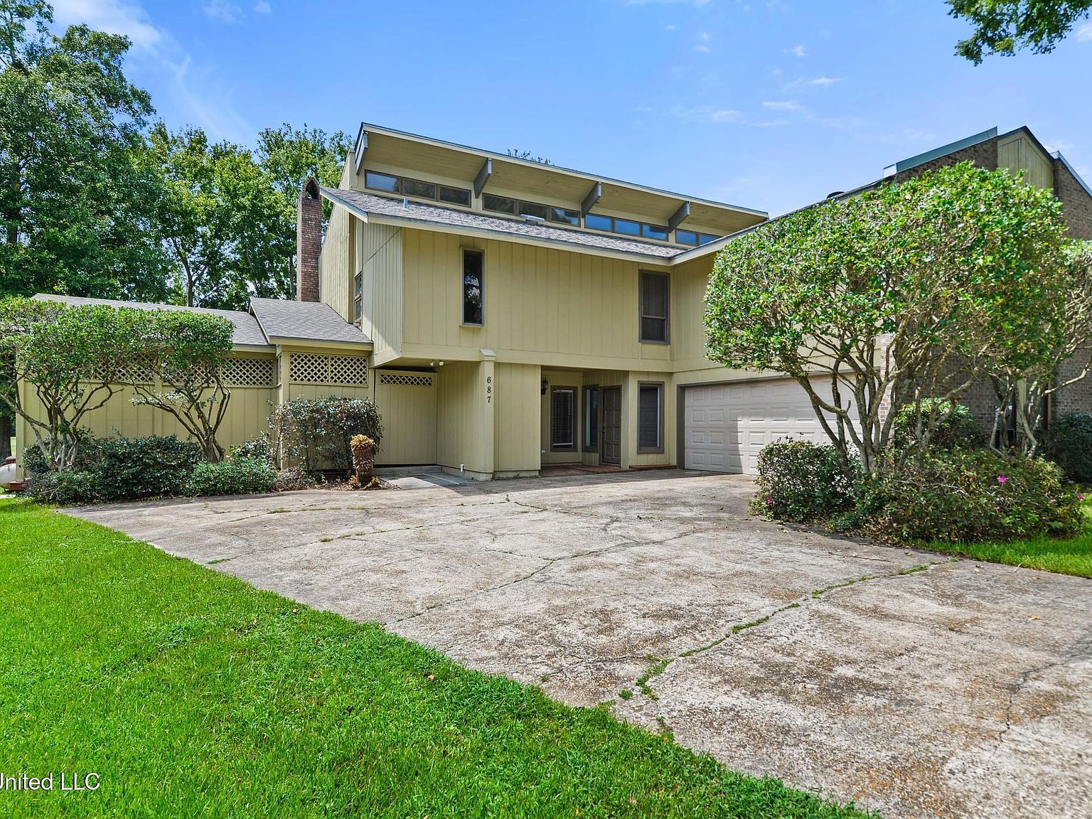 687 Oahu St Diamondhead, MS 39525 - Thumbnail 3