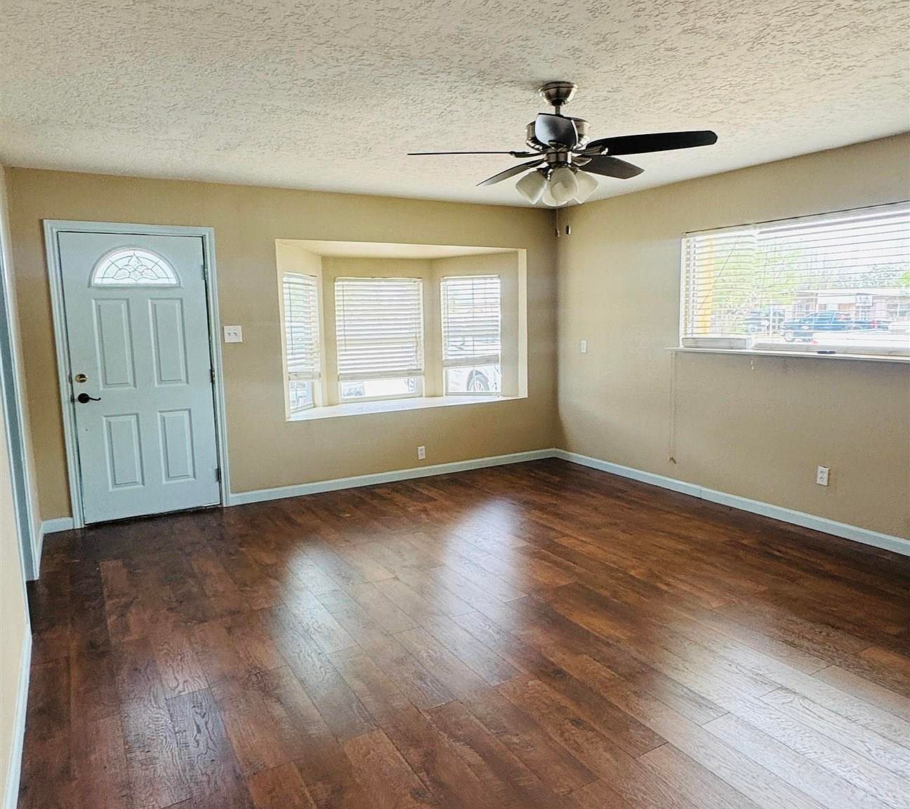 1327 S Perry Dr Hobbs, NM 88240 - Thumbnail 3