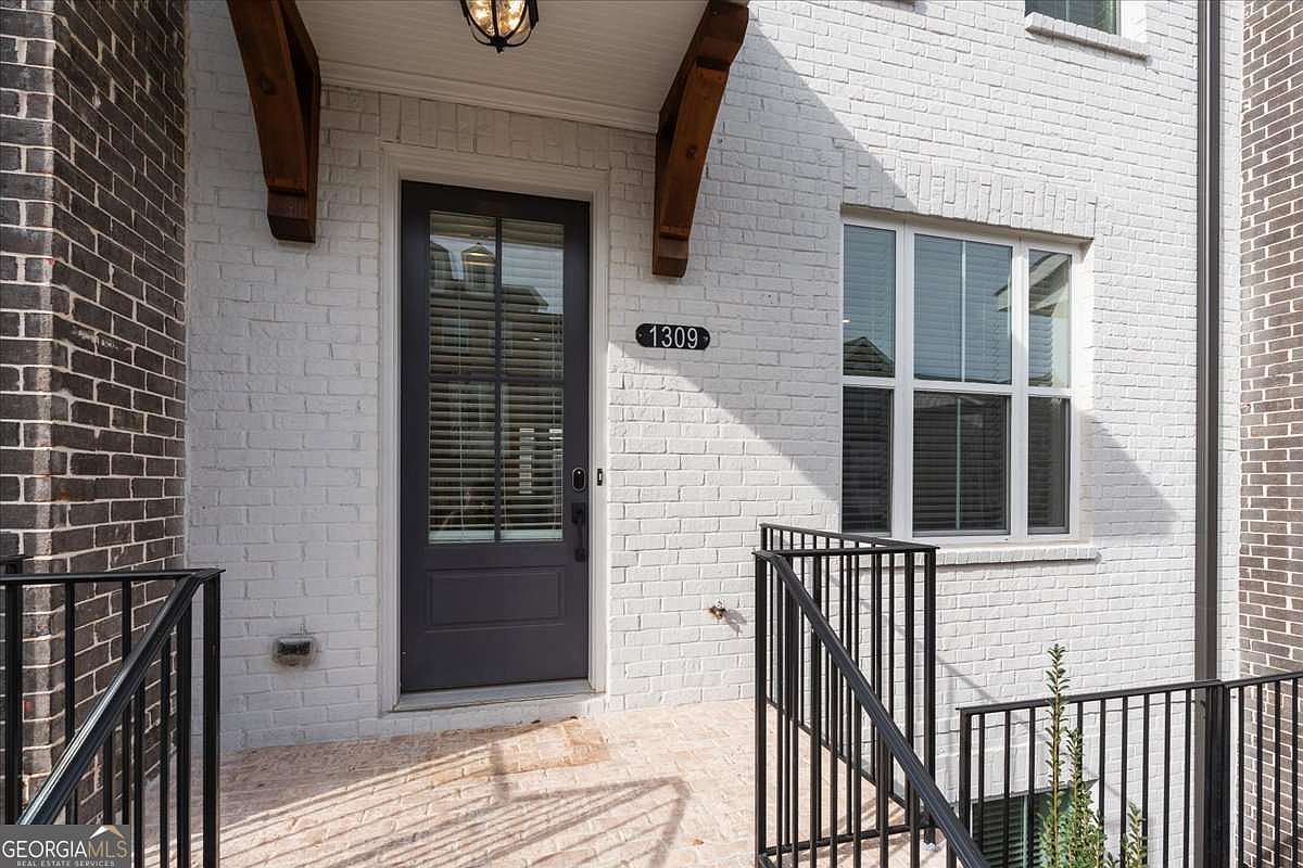 1309 Bennett Creek Overlook Suwanee, GA 30024 - Thumbnail 3