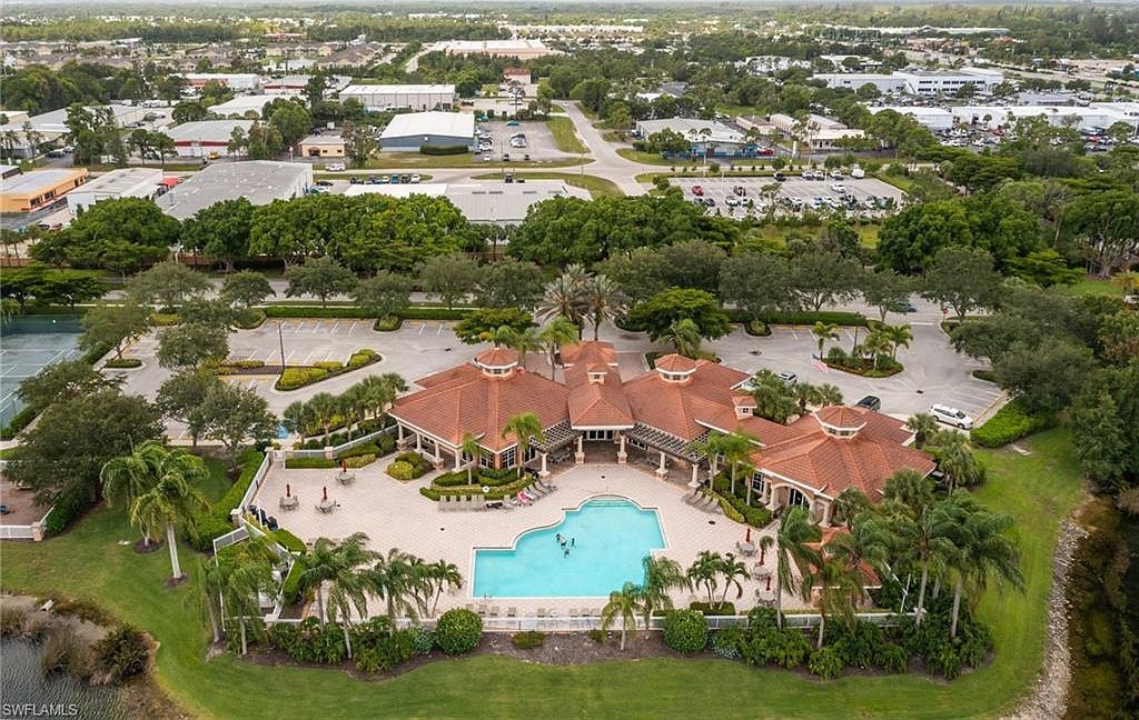 5600 Chelsey Ln APT 204 Fort Myers, FL 33912 - Thumbnail 3