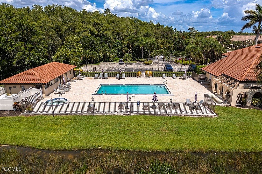 13322 Oak Hill Loop Fort Myers, FL 33912 - Thumbnail 3