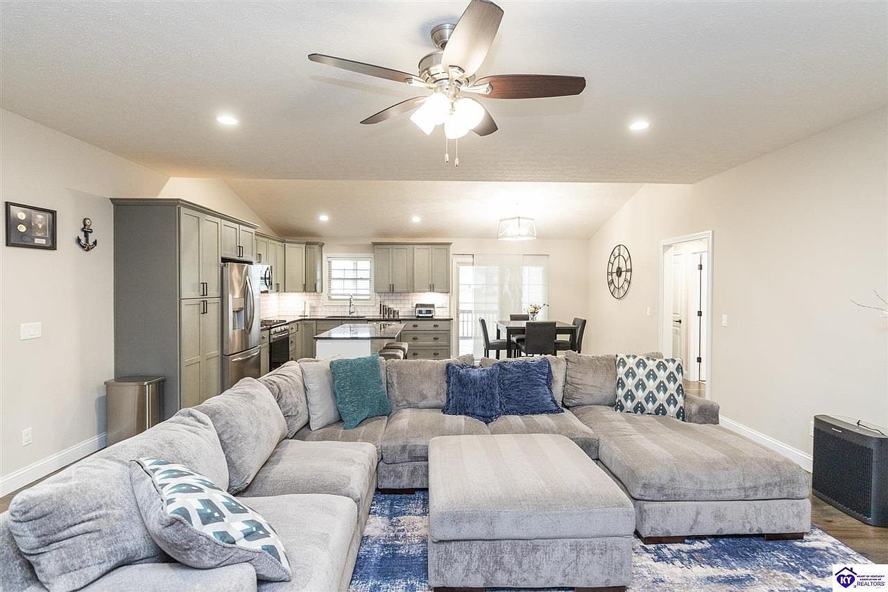 234 Royal Birkdale Ct Vine Grove, KY 40175 - Thumbnail 3