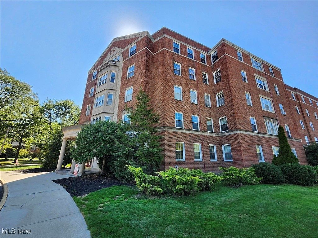 13800 Fairhill Rd APT 114 Cleveland, OH 44120 - Thumbnail 3