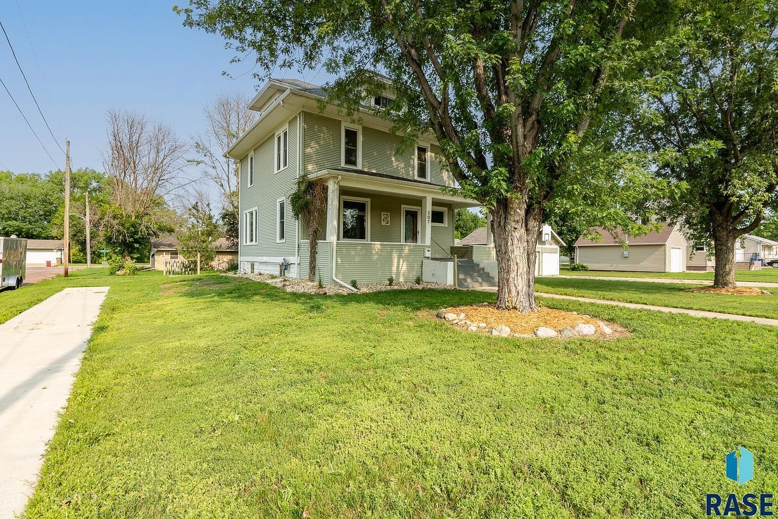 207 N Wicker St Canton, SD 57013 - Thumbnail 3
