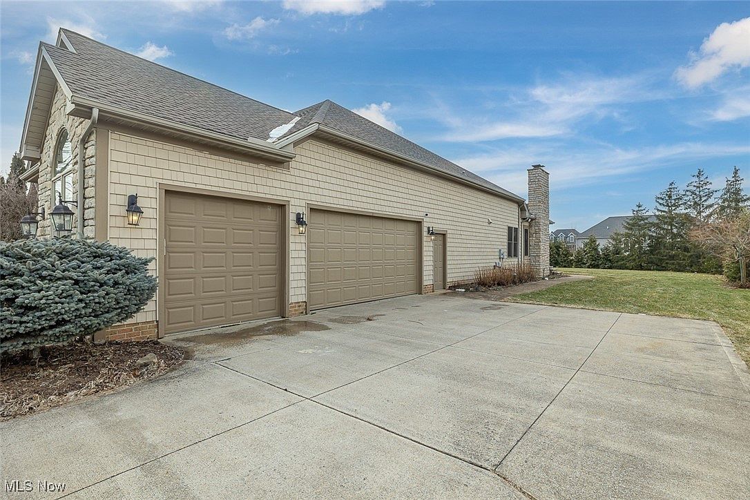 6470 Aberdeen Ln Medina, OH 44256 - Thumbnail 3