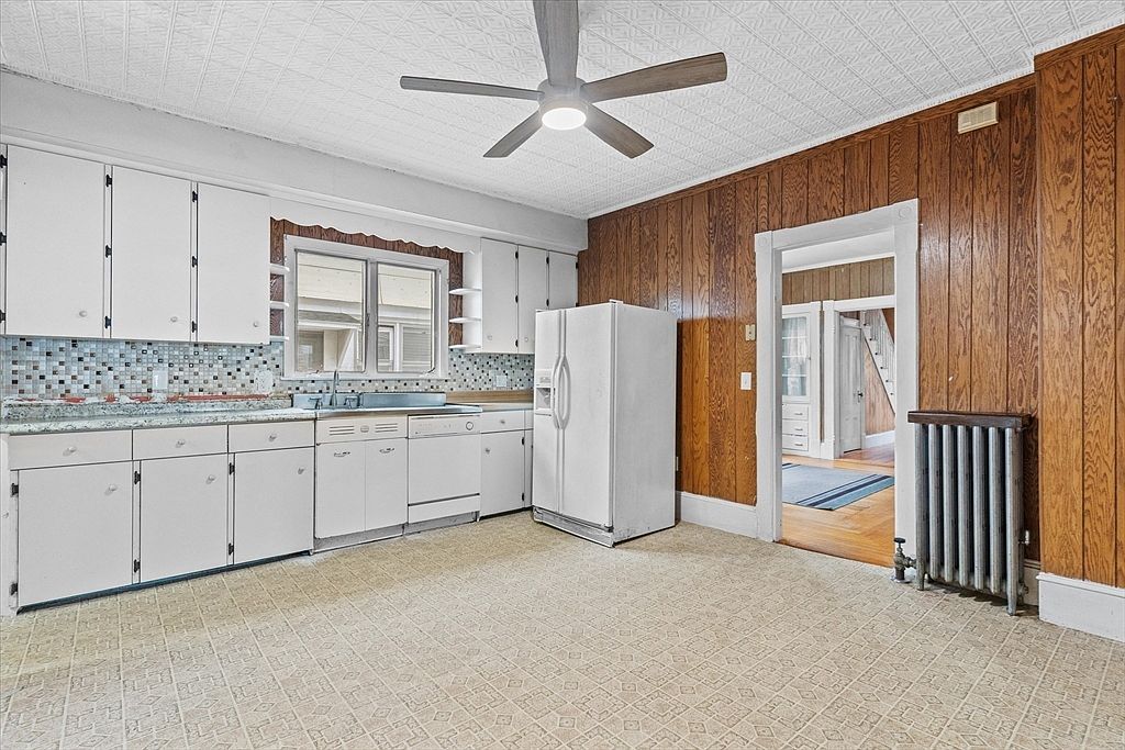 291 S Broadway Lawrence, MA 01843 - Thumbnail 3