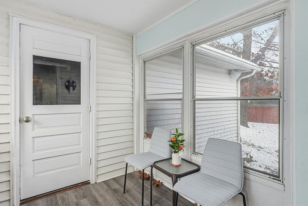 8 Crest Dr Somersworth, NH 03878 - Thumbnail 3