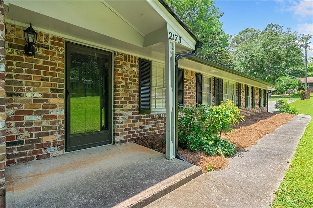 2173 Tanglewood Trl NE Conyers, GA 30013 - Thumbnail 3