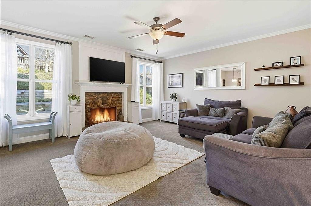 2130 Hamby Cove Dr NW Acworth, GA 30102 - Thumbnail 3