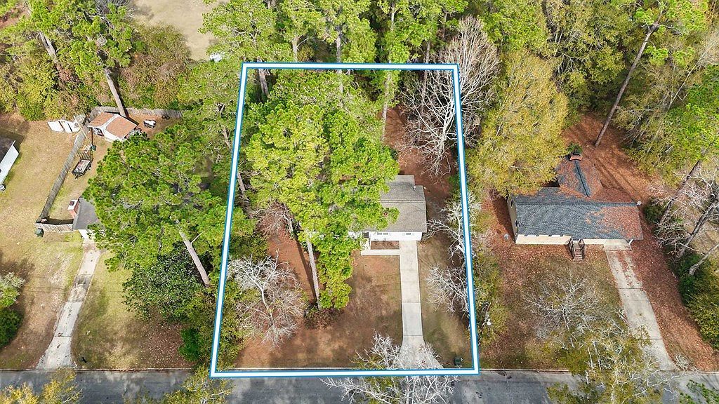 1107 Bluebird Ave Thomasville, GA 31792 - Thumbnail 3