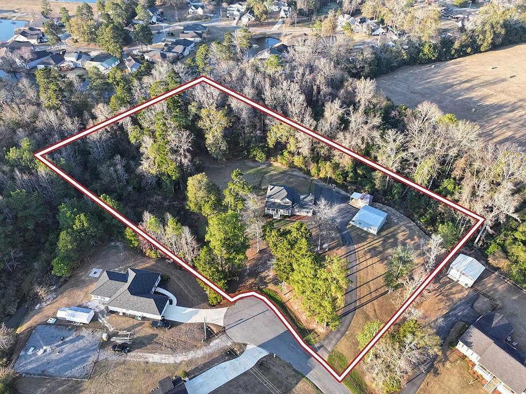 290 Lilliquin Dr Thomasville, GA 31757 - Thumbnail 3