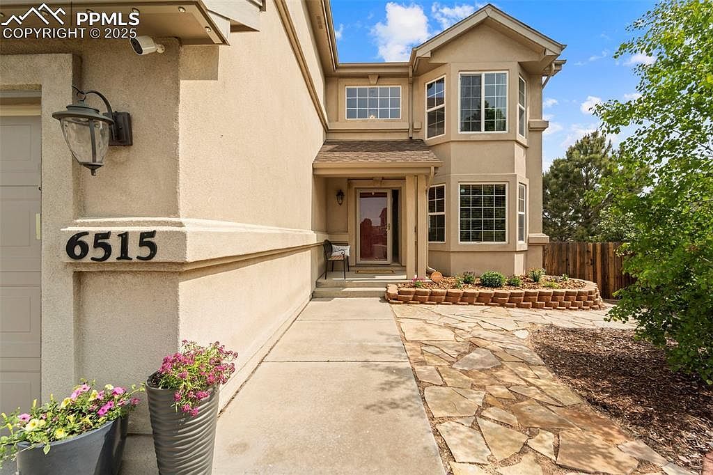 6515 Medicine Springs Dr Colorado Springs, CO 80923 - Thumbnail 3