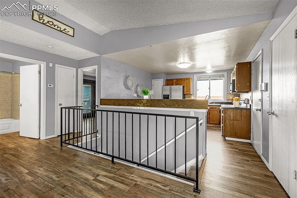 1810 Doherty Rd Colorado Springs, CO 80916 - Thumbnail 3