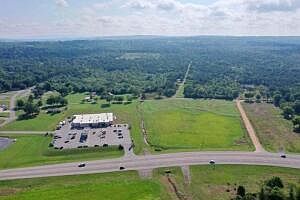 Market St Dover, AR 72837 - Thumbnail 3