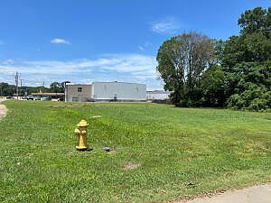 203 E 16th St Russellville, AR 72801 | Land/Lot