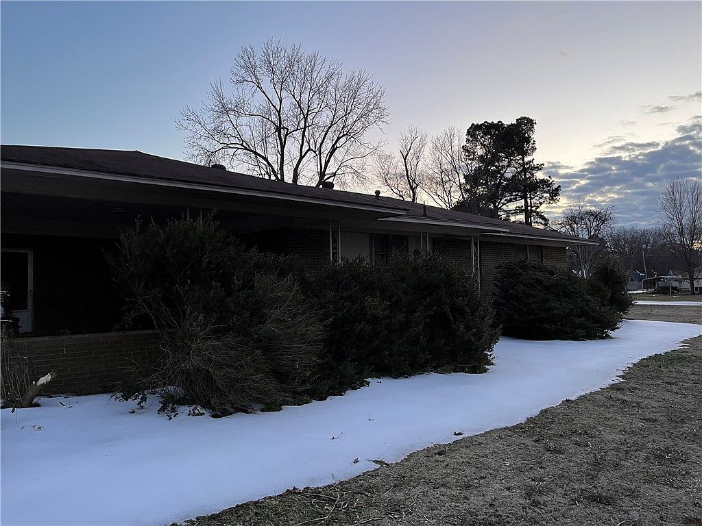 408 NE 5th St Atkins, AR 72823 - Thumbnail 3