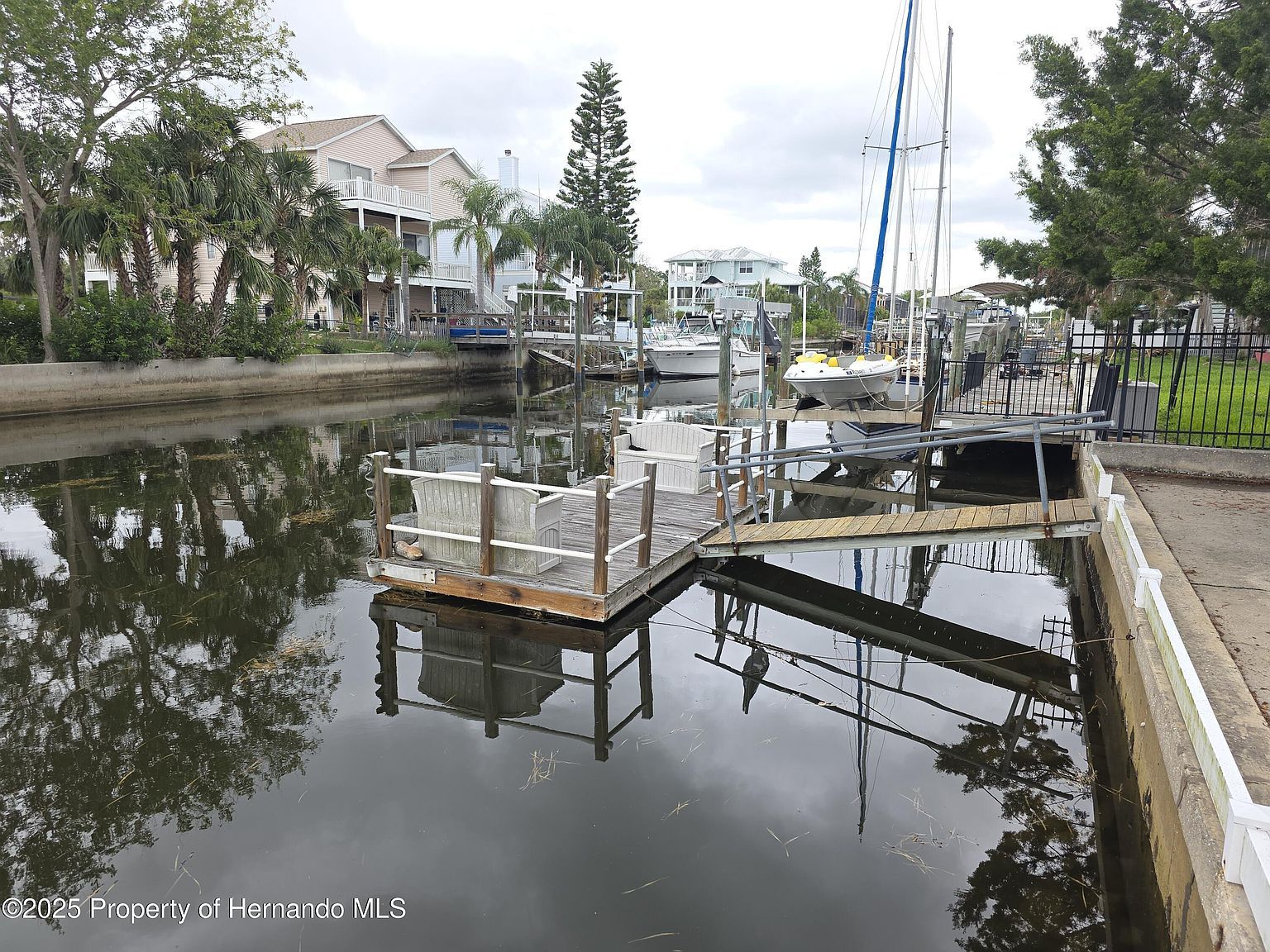 7313 Hatteras Dr Hudson, FL 34667 - Thumbnail 3