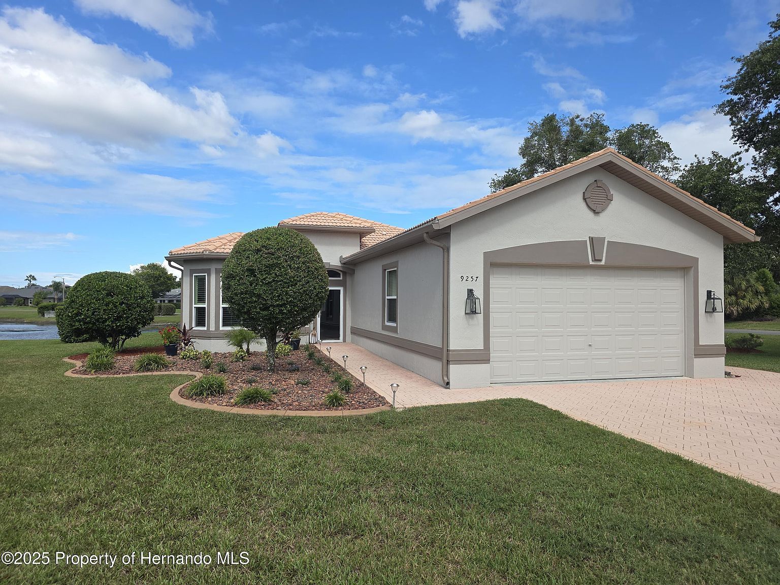 9257 Bonnie Cove Dr Weeki Wachee, FL 34613 - Thumbnail 3