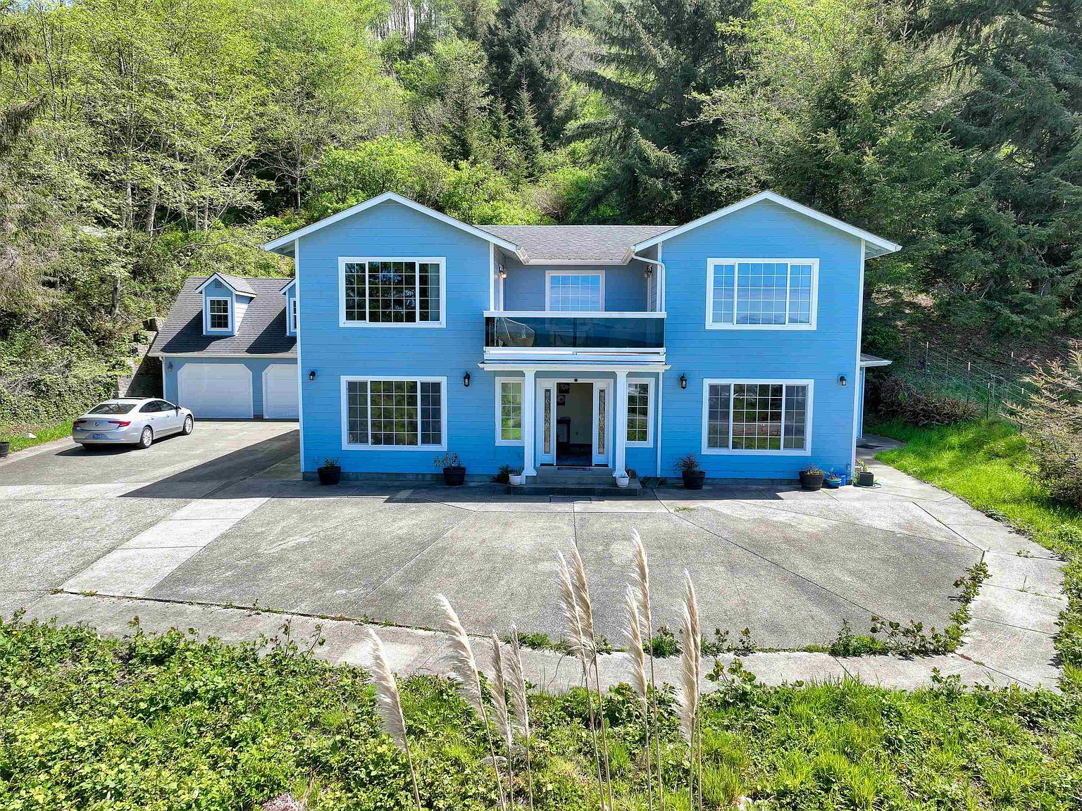 17245 Highway 101 Smith River, CA 95567 - Thumbnail 3