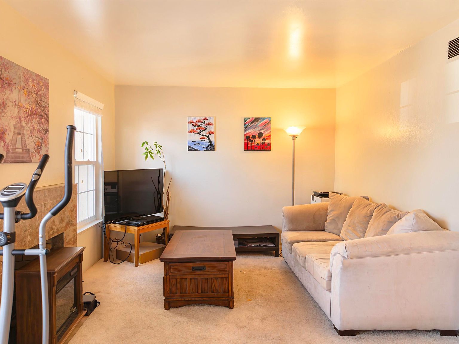 33010 Lake Mead Dr Fremont, CA 94555 - Thumbnail 3