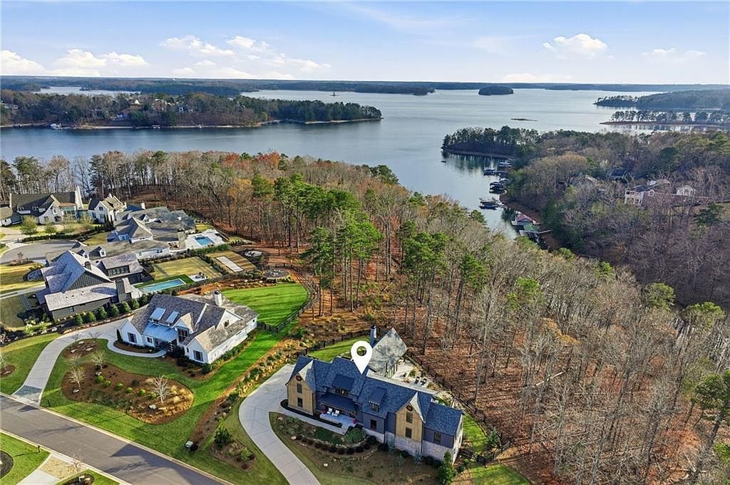 4620 Palmetto Ln Cumming, GA 30041 - Thumbnail 3