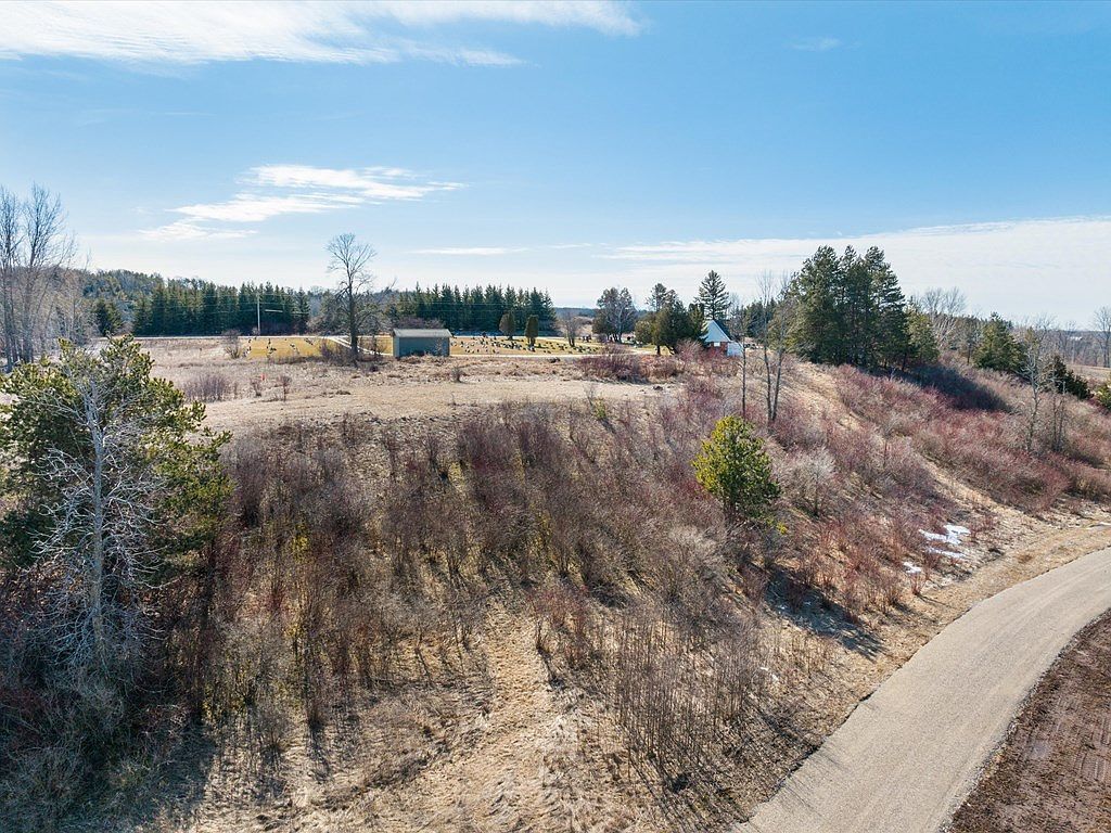 Jacobs Ct Sturgeon Bay, WI 54235 - Thumbnail 3