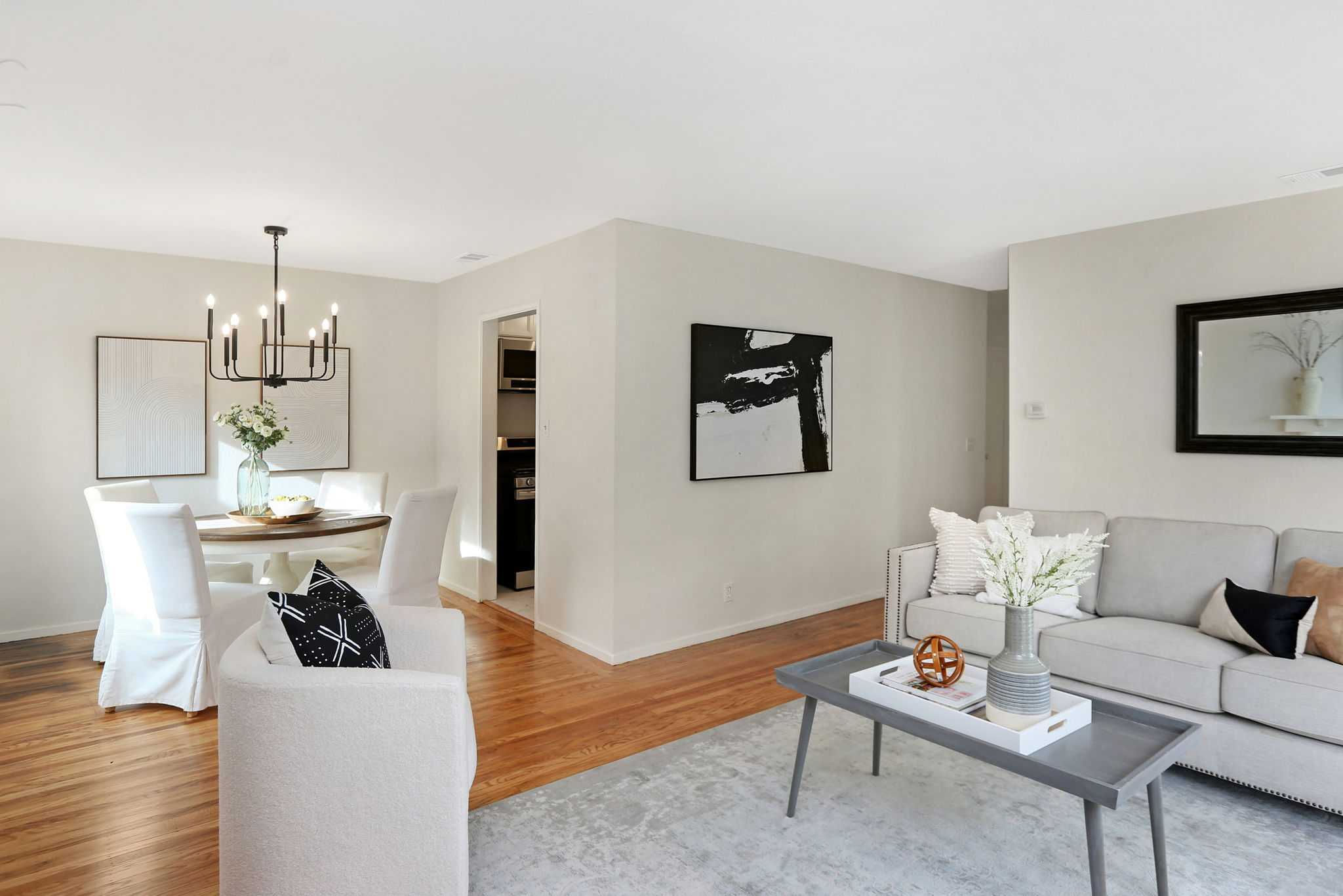 2017 Woodland Drive, Antioch, CA, USA, 94509 - Thumbnail 3