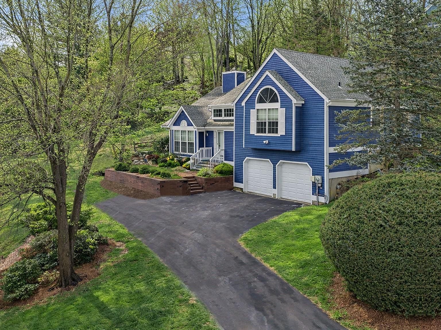 2 Perry St Cortlandt Manor, NY 10567 - Thumbnail 3