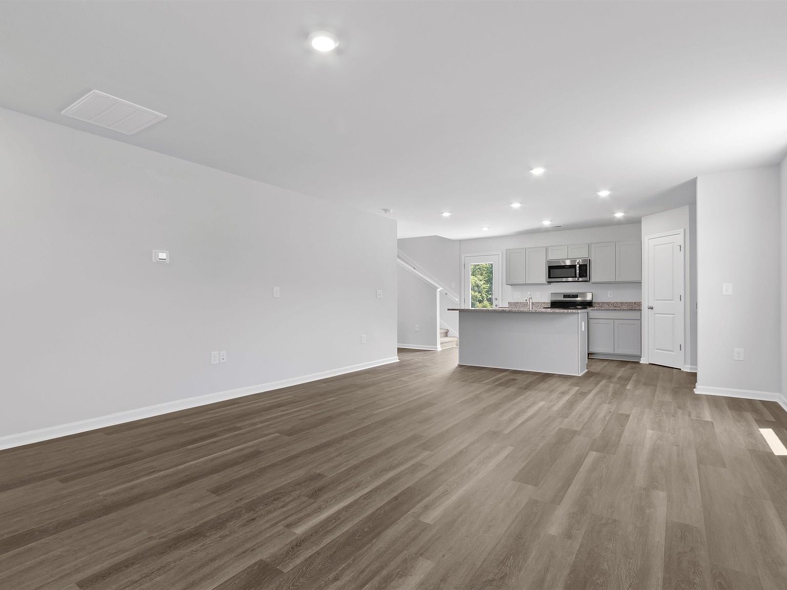 998 Cherrystone Loop Conway, SC 29526 - Thumbnail 3