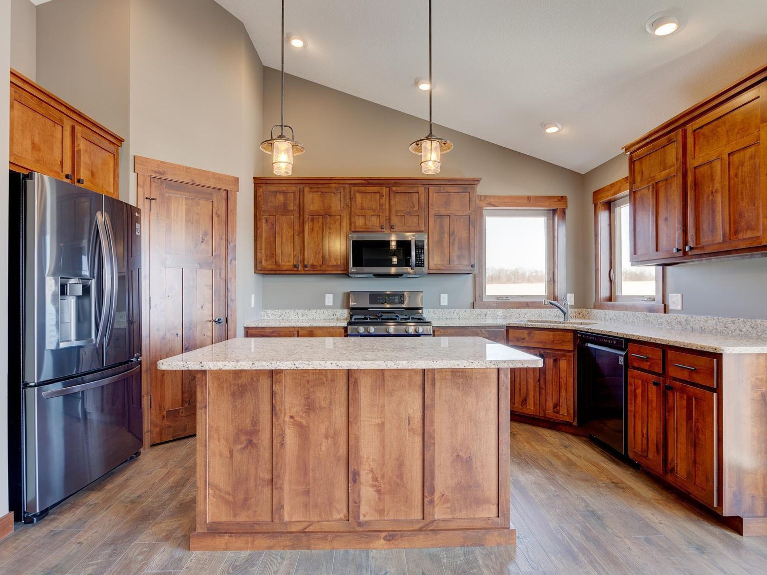 1902 Mink Way New Richmond, WI 54017 - Thumbnail 3