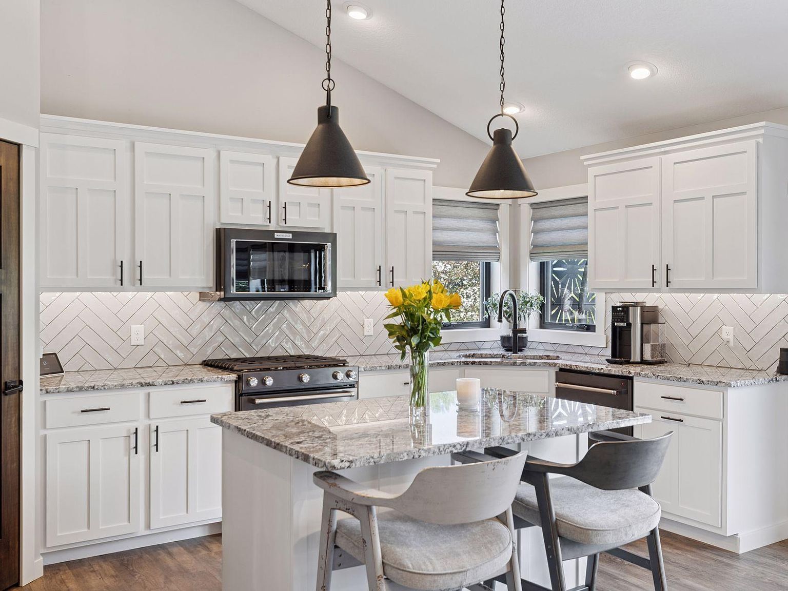 203 Vista Cir River Falls, WI 54022 - Thumbnail 3