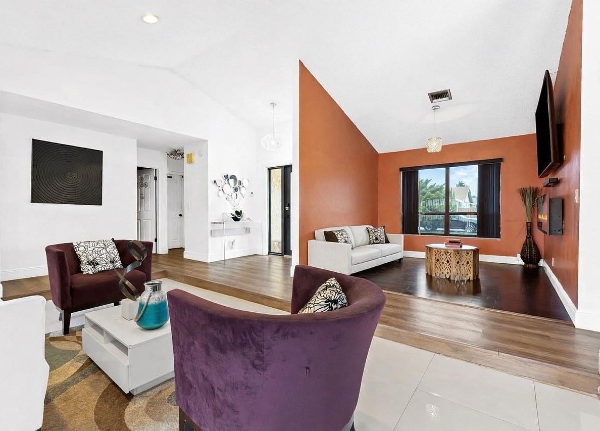 8240 NW 51st Ct Lauderhill, FL 33351 - Thumbnail 3