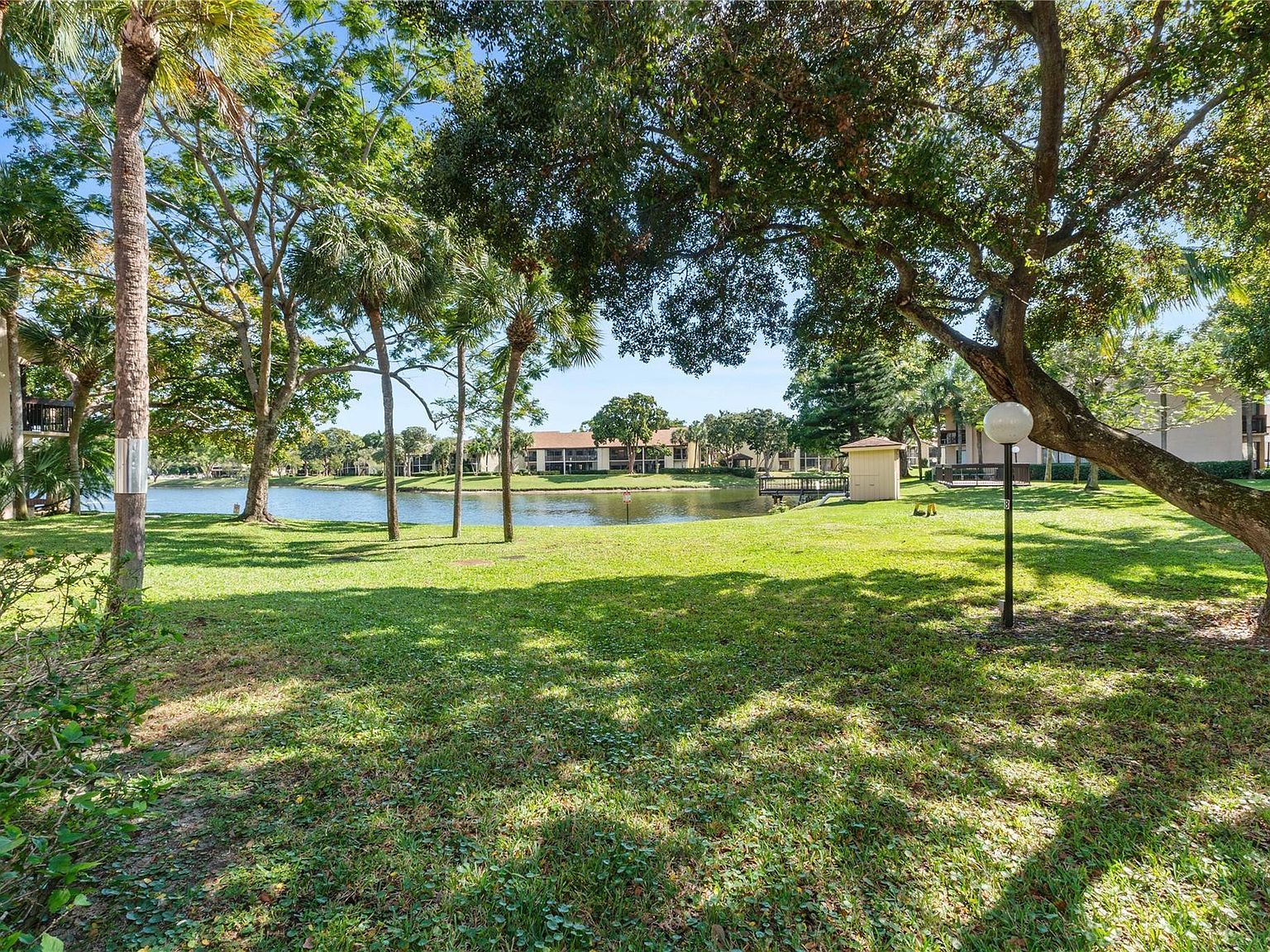 2289 SW 15th St APT 132 Deerfield Beach, FL 33442 - Thumbnail 3