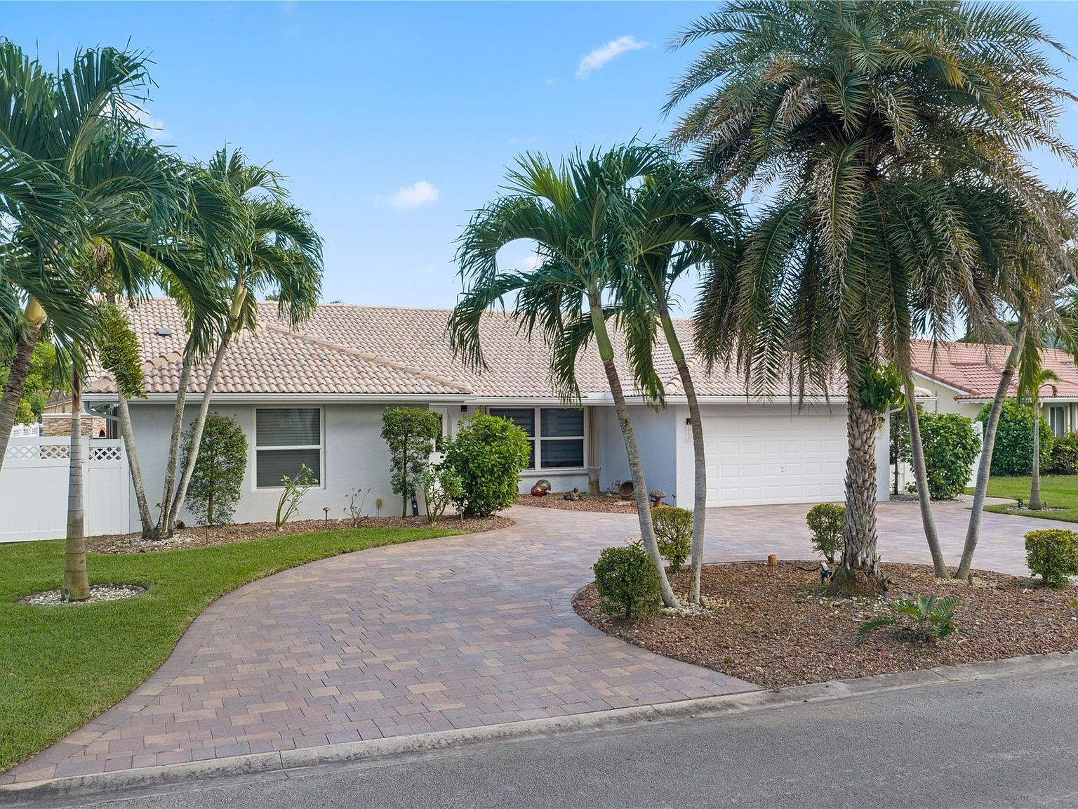 1459 NW 113th Ter Coral Springs, FL 33071 - Thumbnail 3