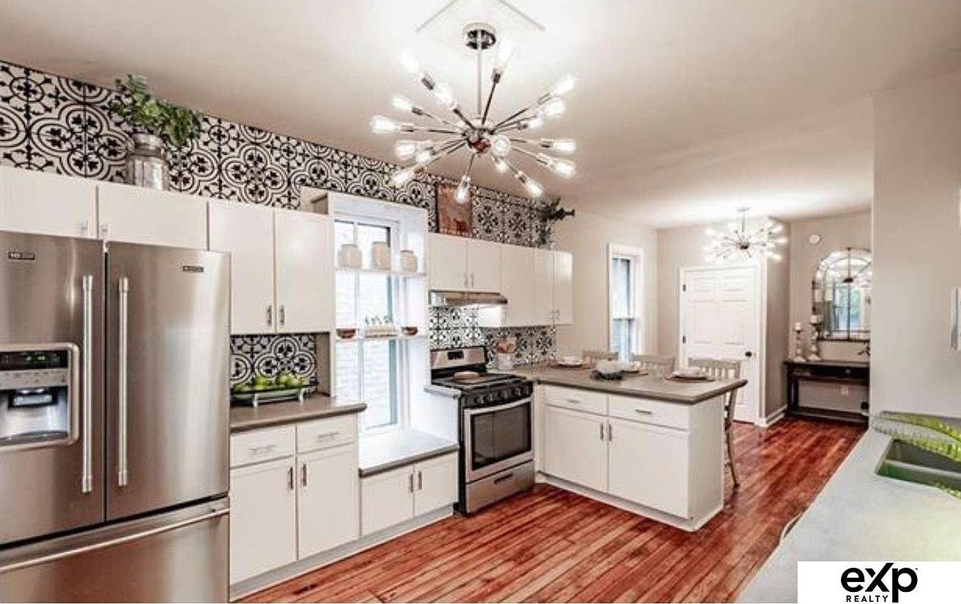 2939 Martha St Omaha, NE 68105 - Thumbnail 3