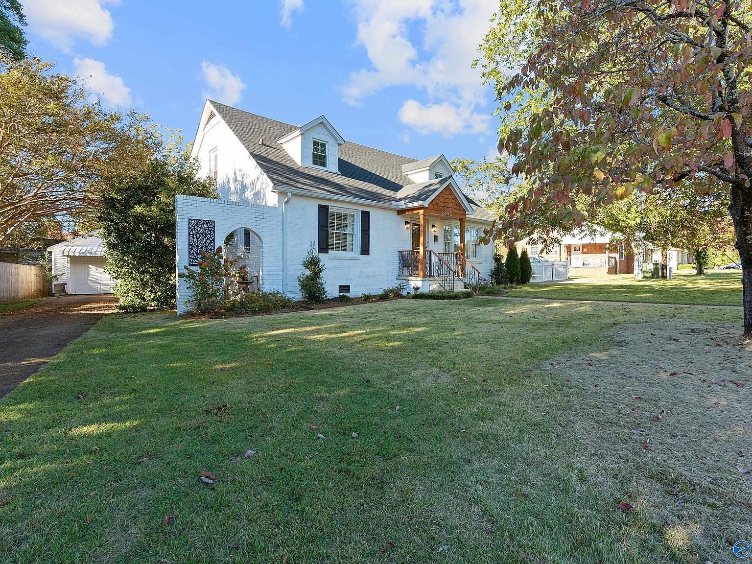 2303 Andrew Jackson Way NE Huntsville, AL 35811 - Thumbnail 3