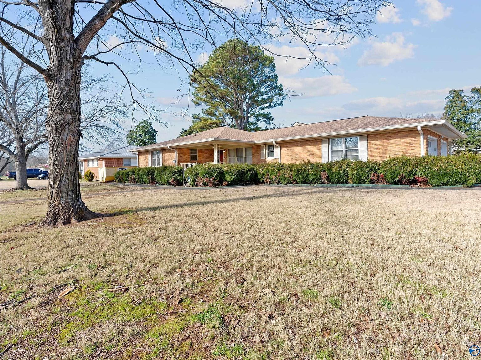 4300 Clayrest Dr NW Huntsville, AL 35816 - Thumbnail 3