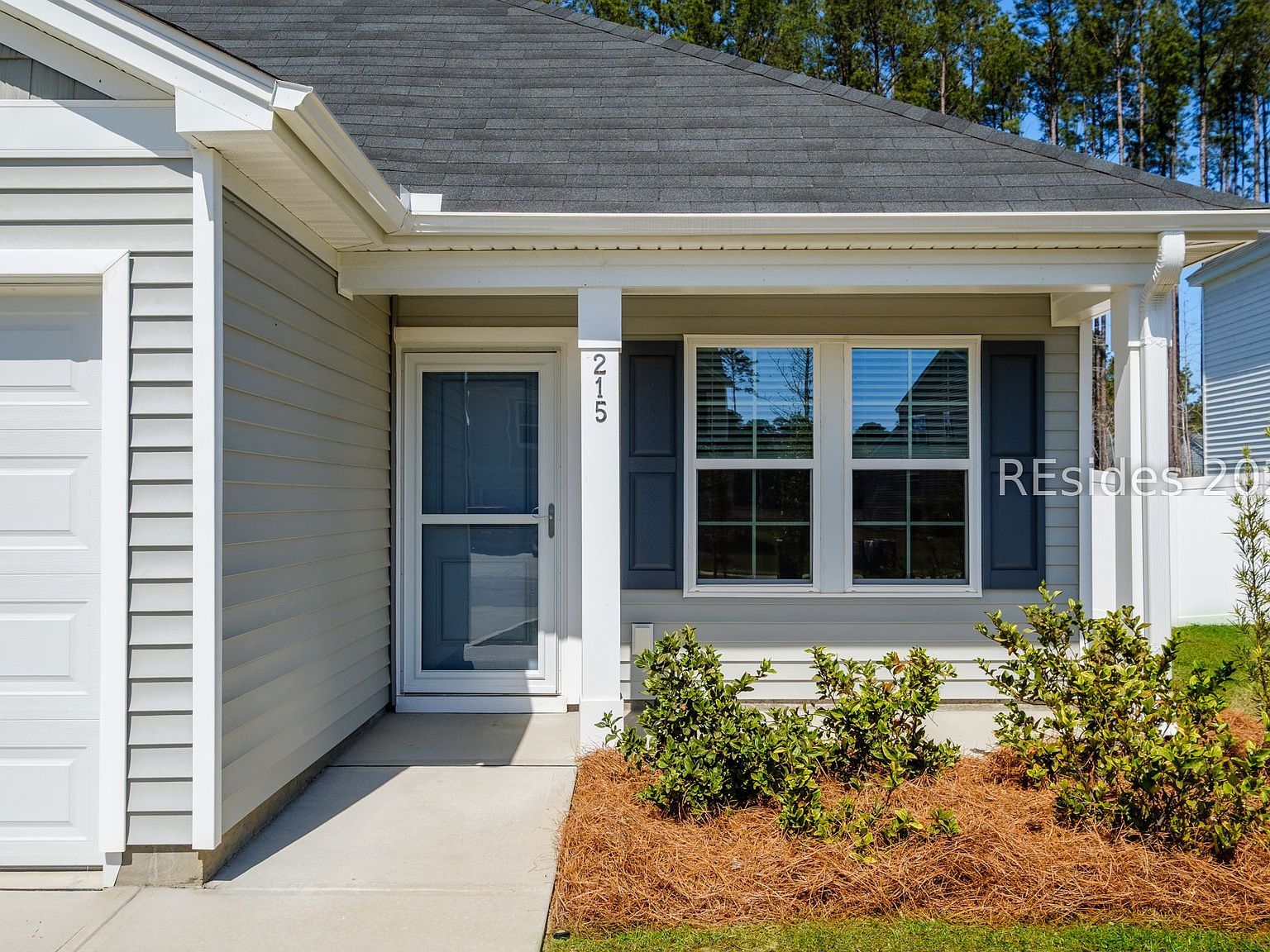 215 Waters Edge Way Hardeeville, SC 29927 - Thumbnail 3