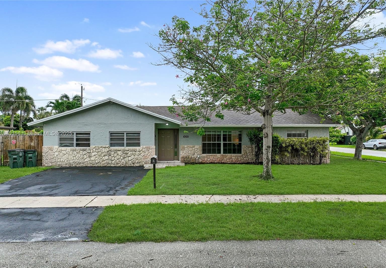 1000 NW 17th Ave Boca Raton, FL 33486 - Thumbnail 3